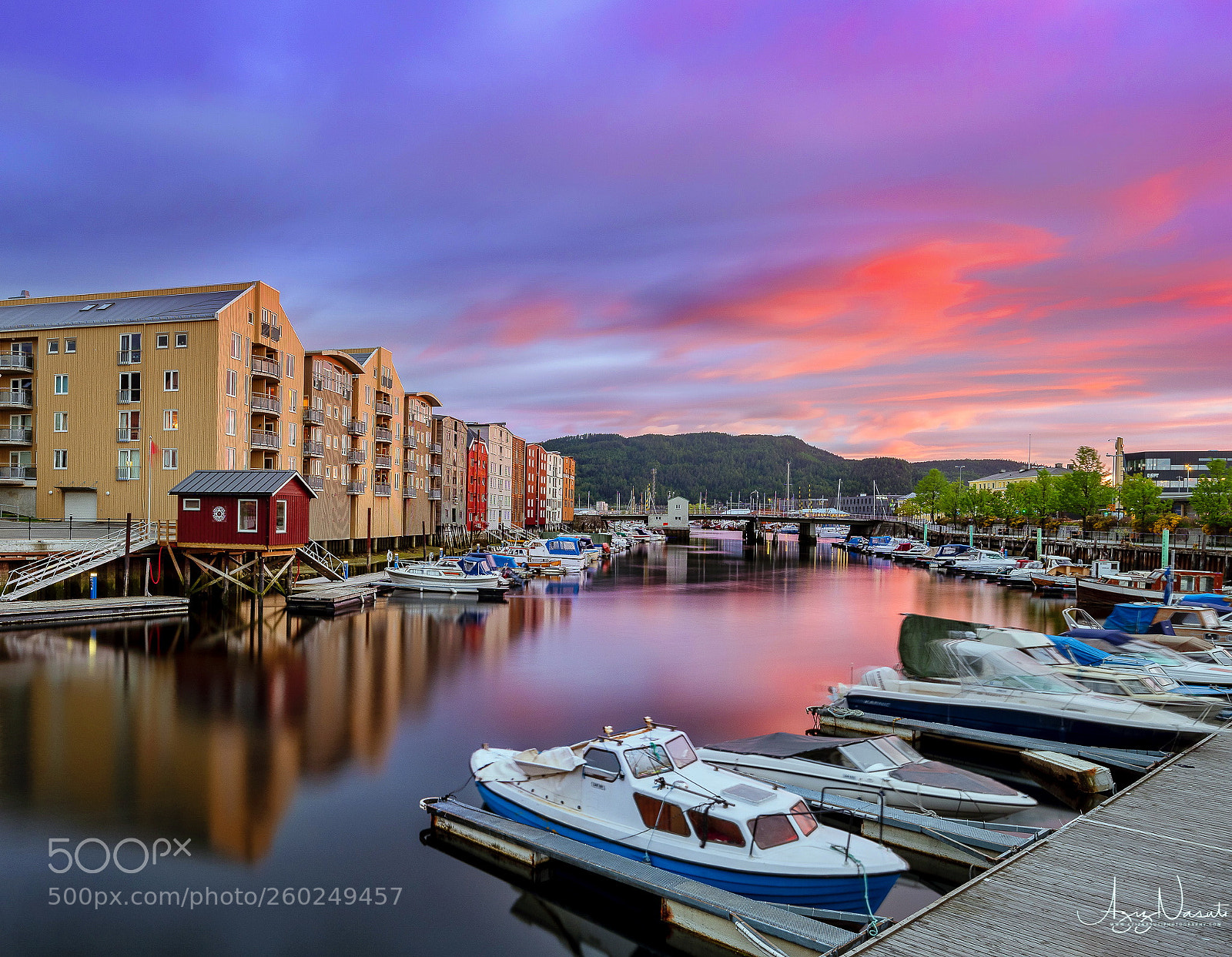 Fujifilm GFX 50S sample photo. The beautiful trondheim canal! photography