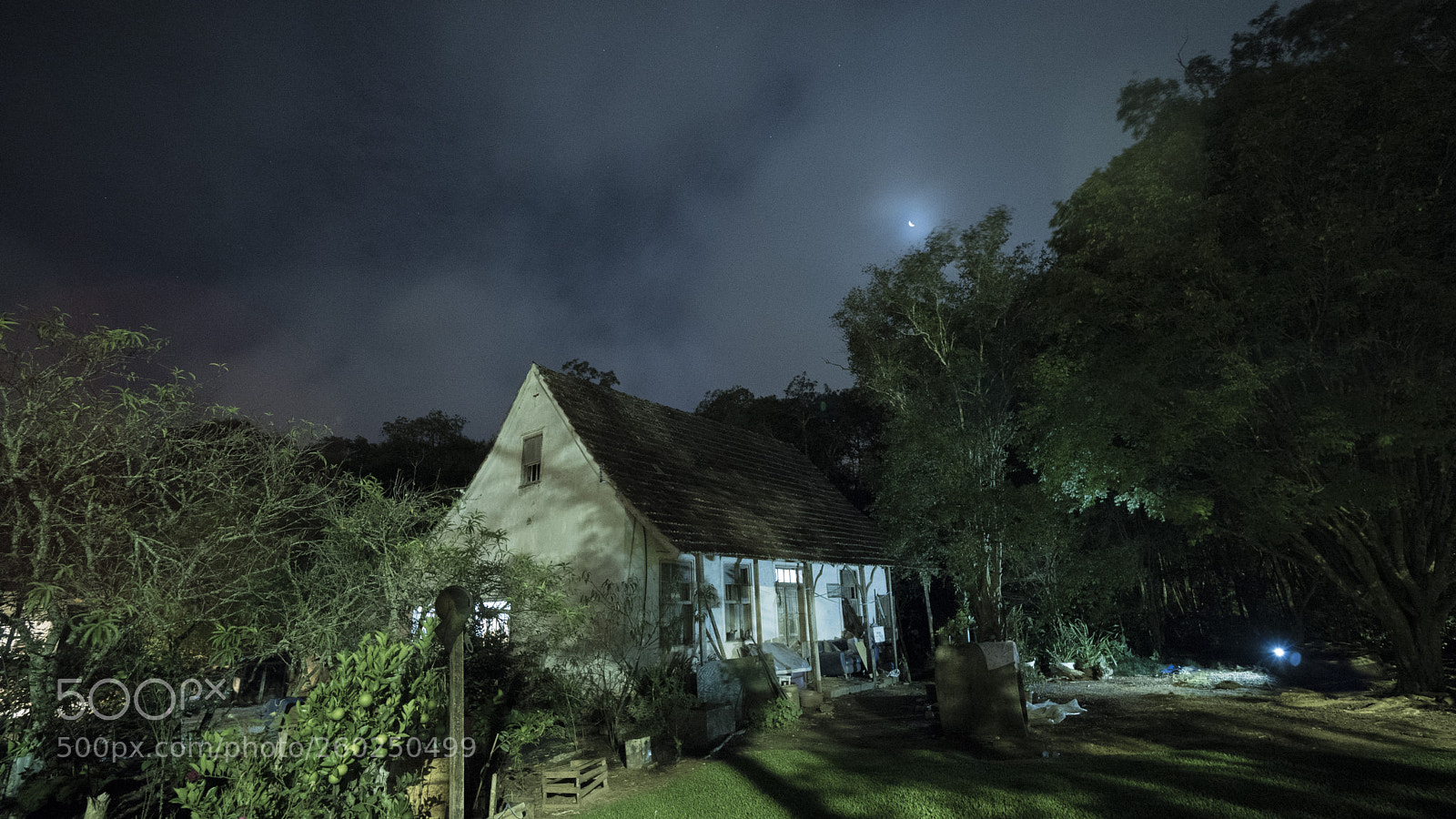 Sony a6300 sample photo. Colonial house south of photography