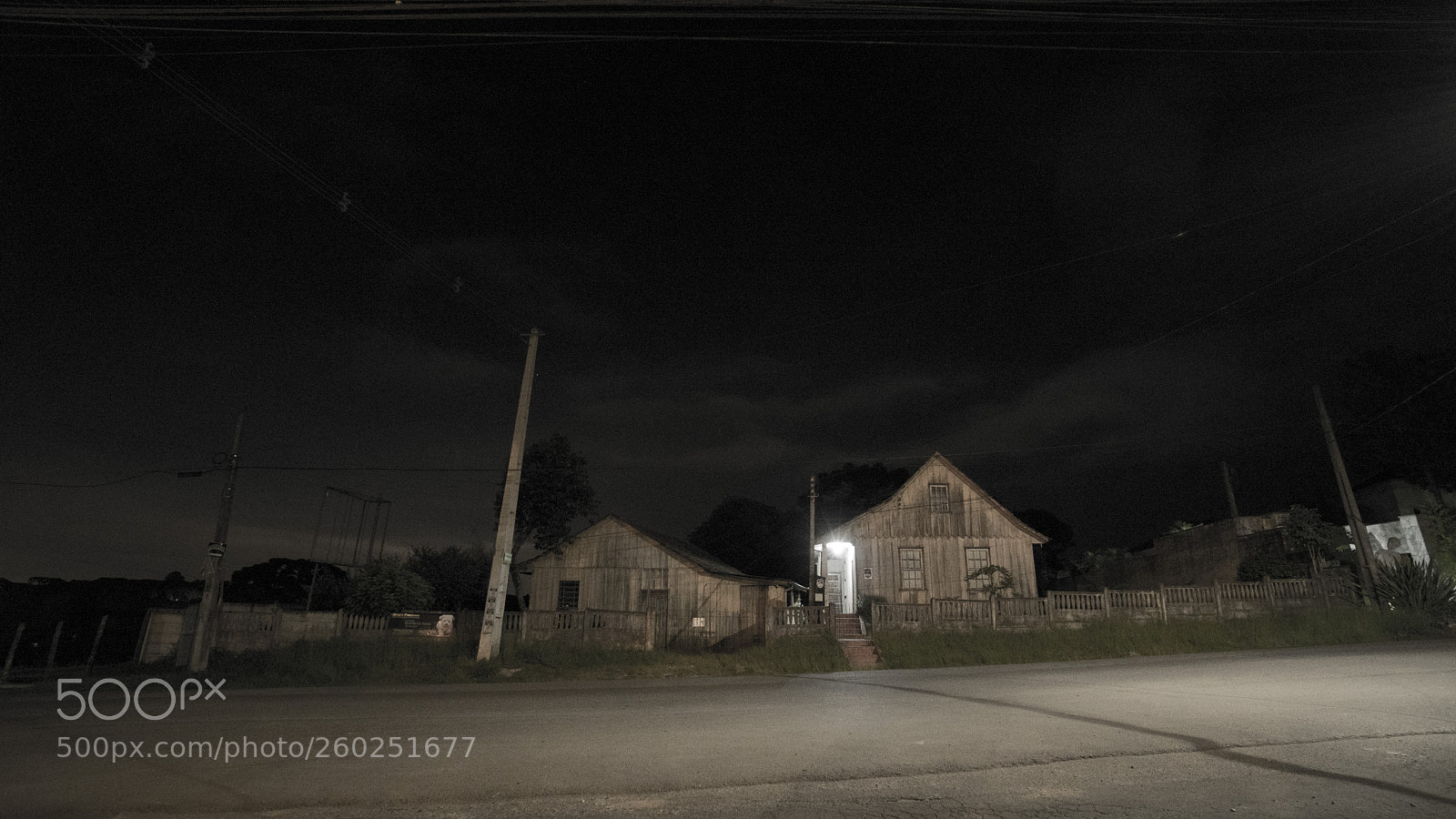 Sony a6300 sample photo. Woody house photography