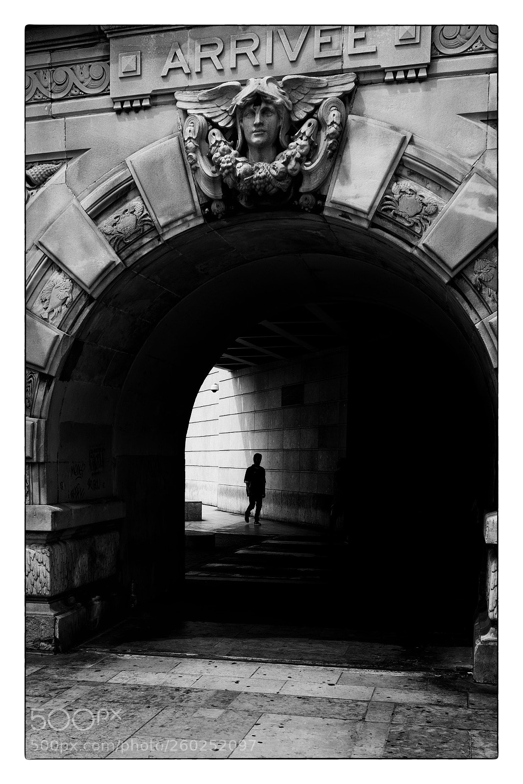 Fujifilm X100F sample photo. Arrivée photography