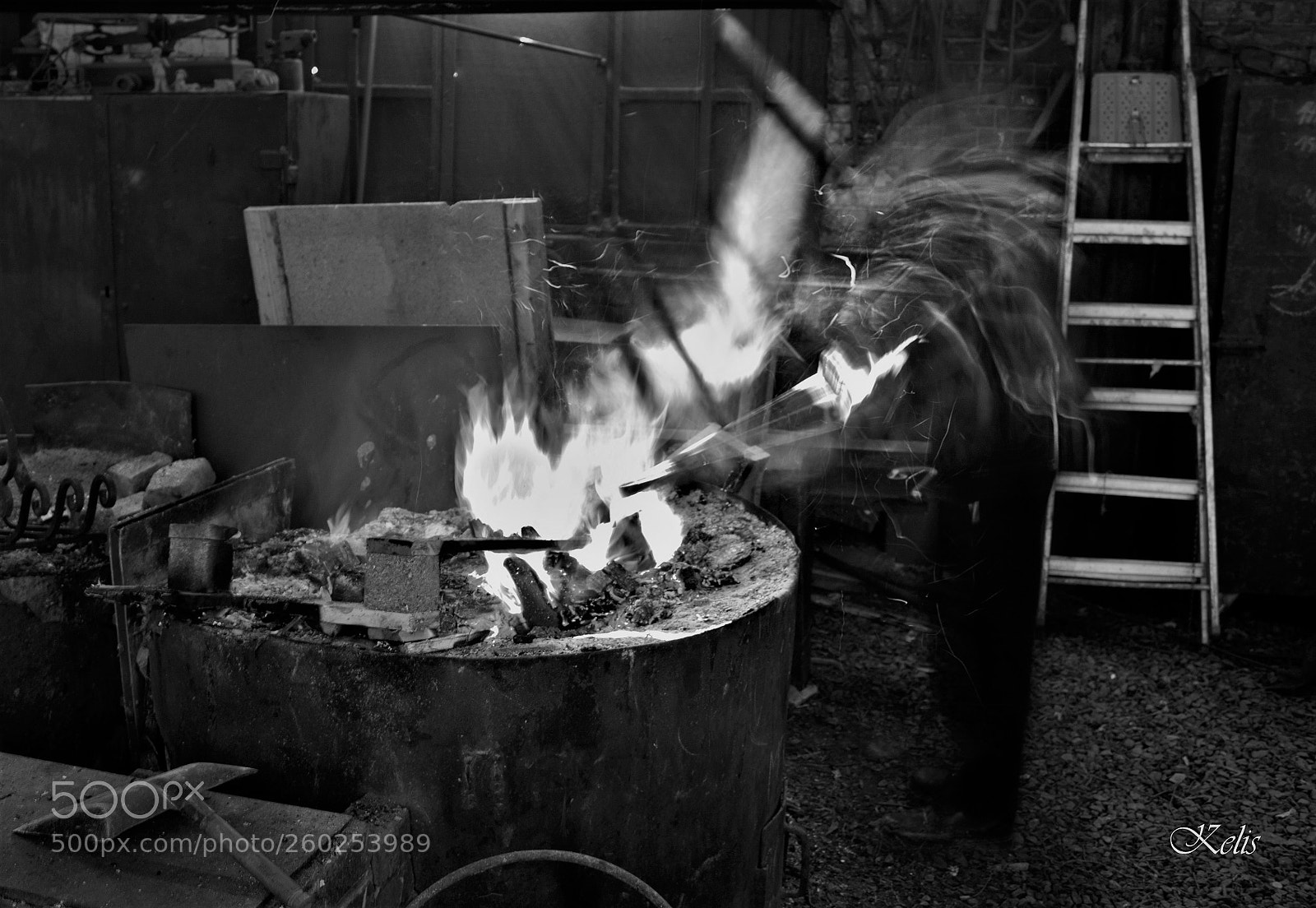 Canon EOS 500D (EOS Rebel T1i / EOS Kiss X3) sample photo. Fire photography