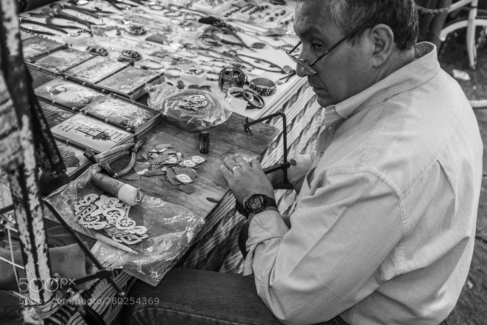 Fujifilm X100F sample photo. A mexican craftsman photography