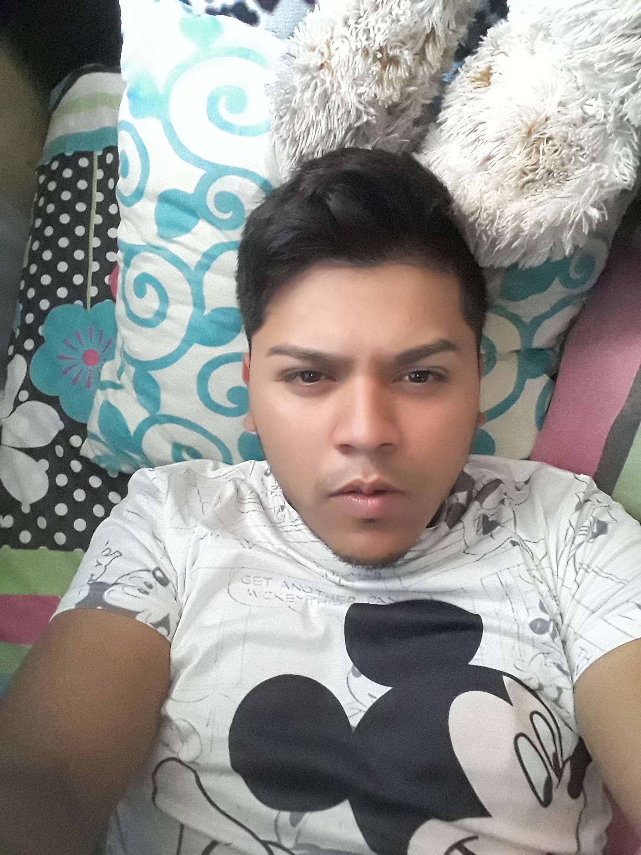 Samsung Galaxy J7 Neo sample photo