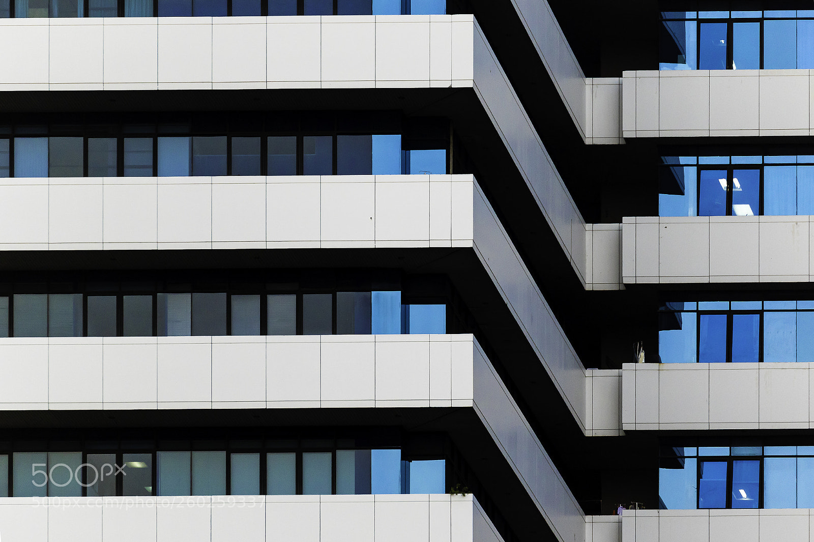 Canon EOS 7D Mark II sample photo. Abstract skyscraper photography