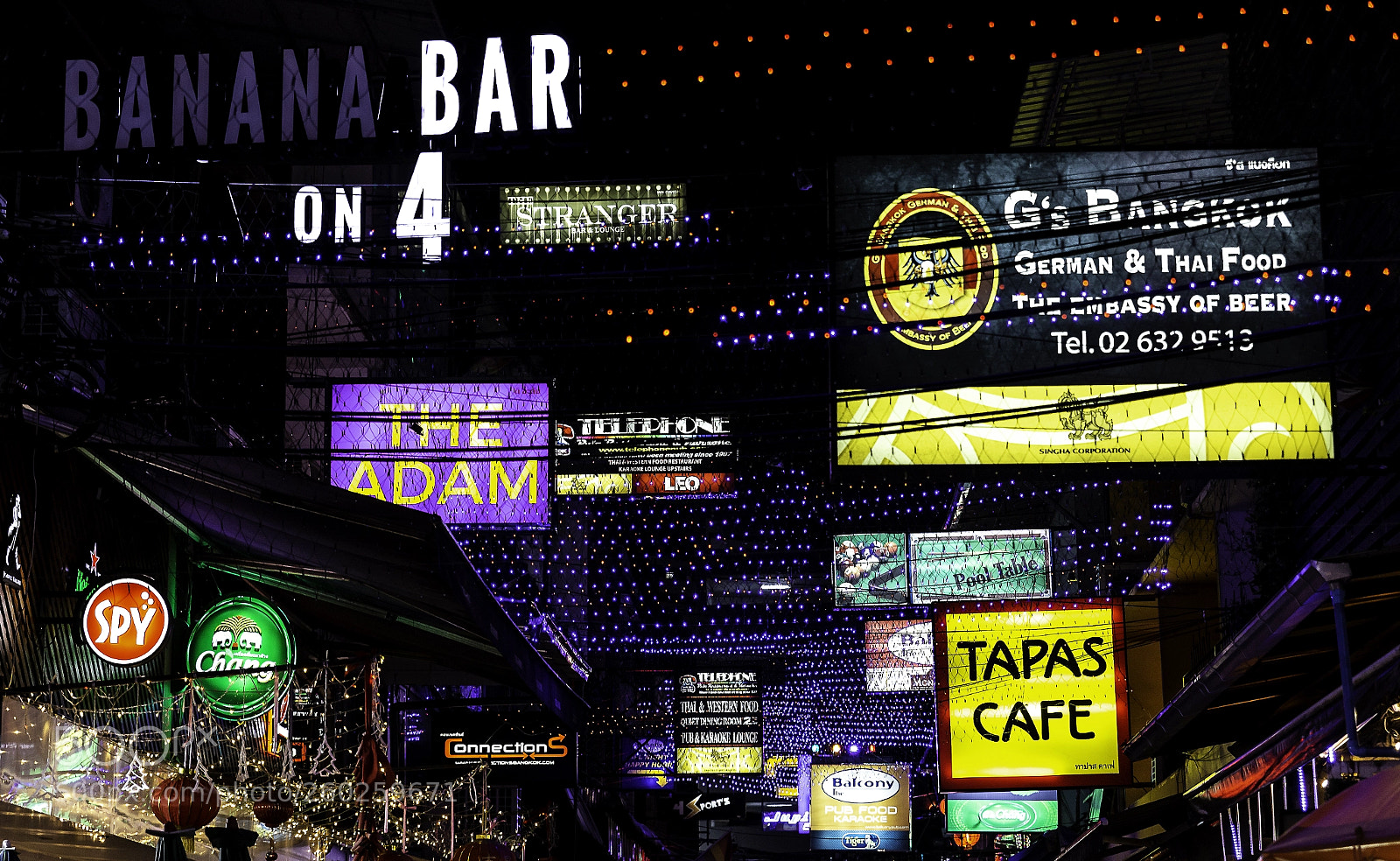 Canon EOS 6D sample photo. Patpong's light photography