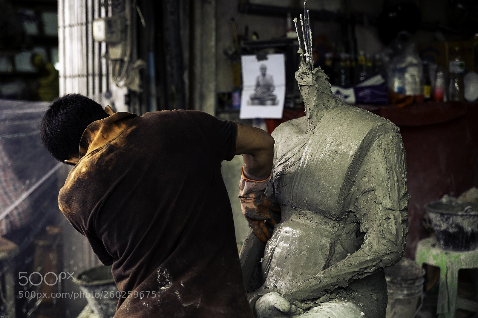 Canon EOS 6D sample photo. Making statues photography