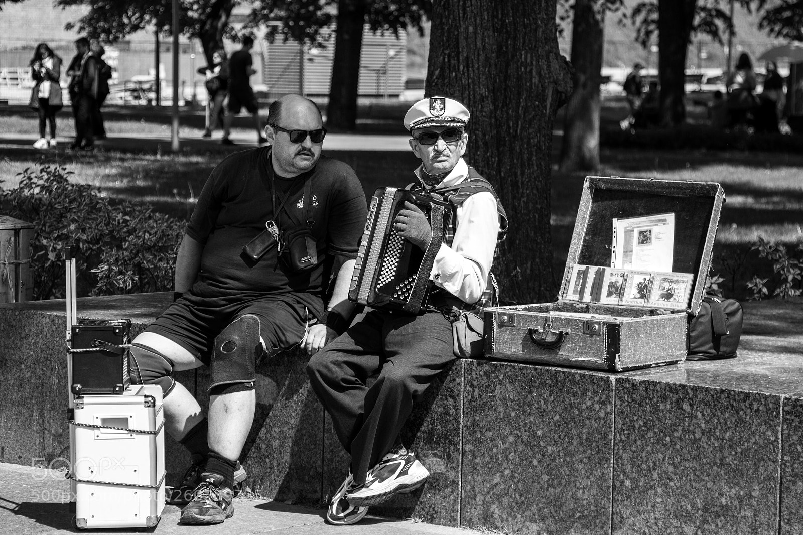 Canon EOS 7D sample photo. Street musician photography