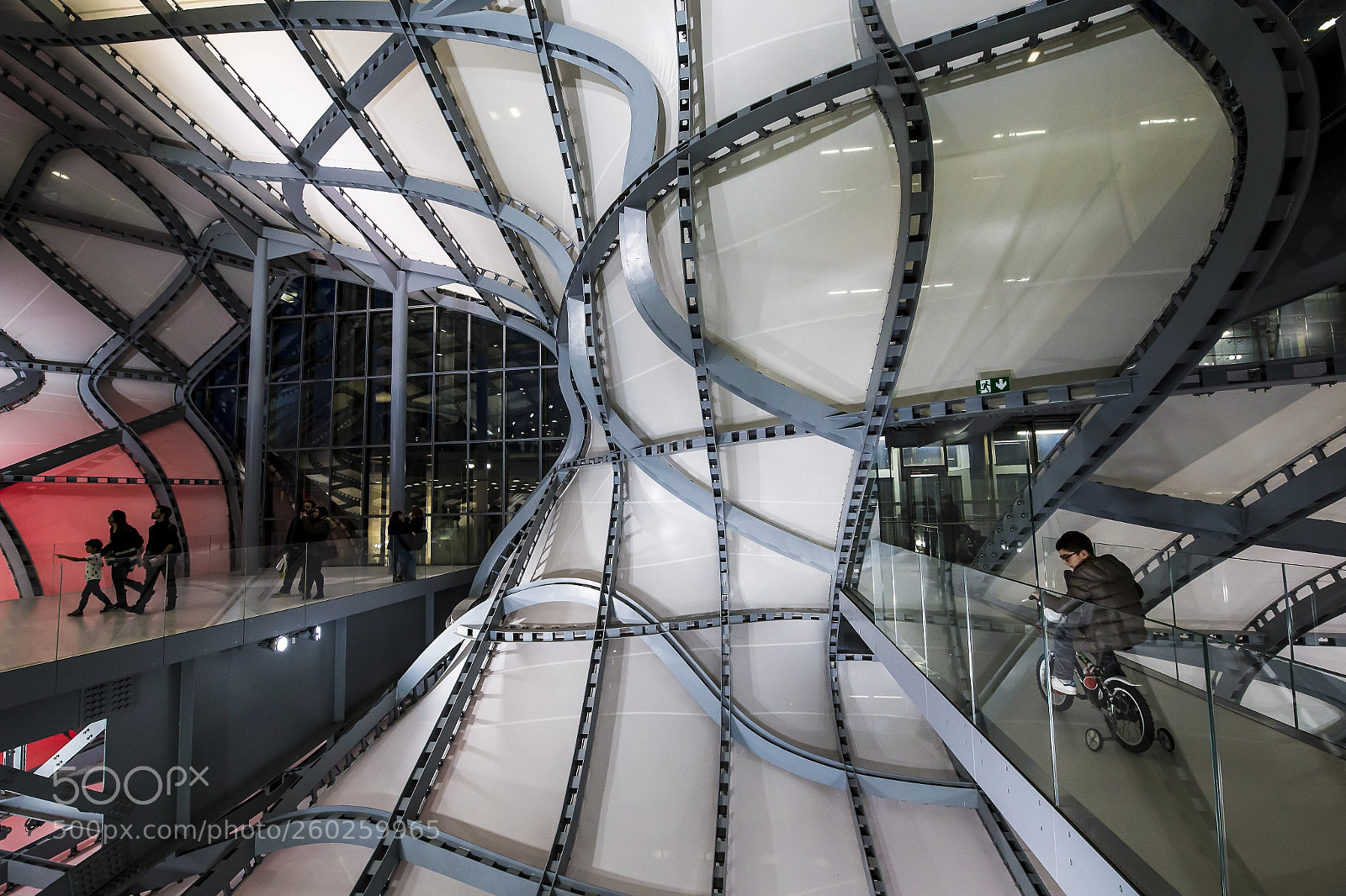 Canon EOS 6D sample photo. Nuvola fuksas interno photography