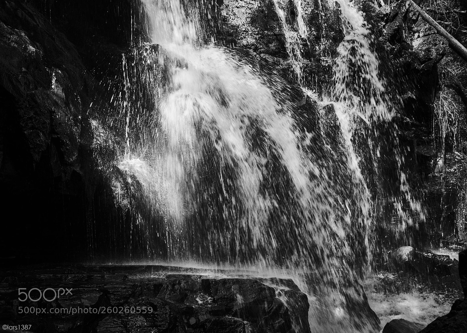 Nikon D810 sample photo. Water  /  light photography