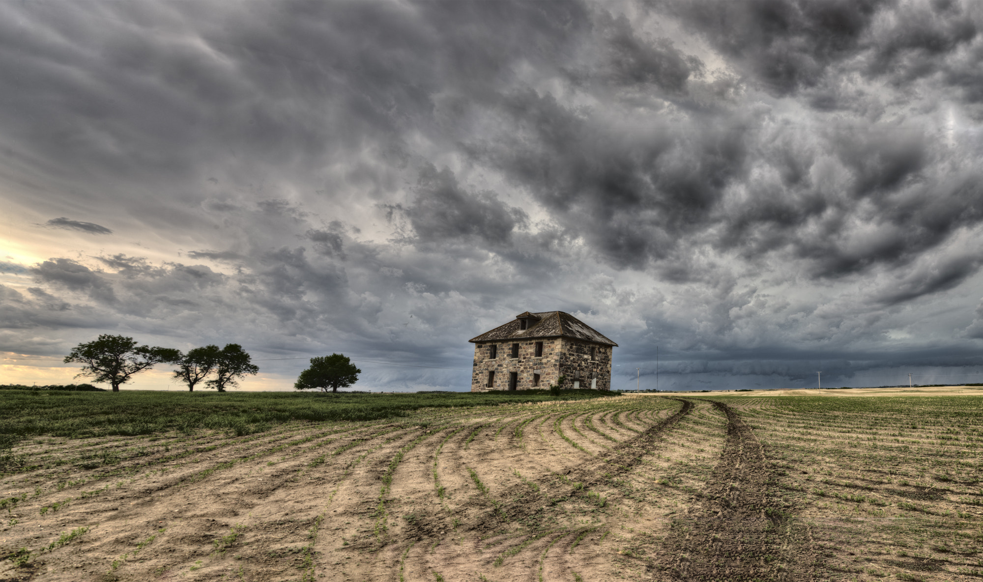 Canon EOS-1Ds Mark III sample photo. Lumsden storm photography