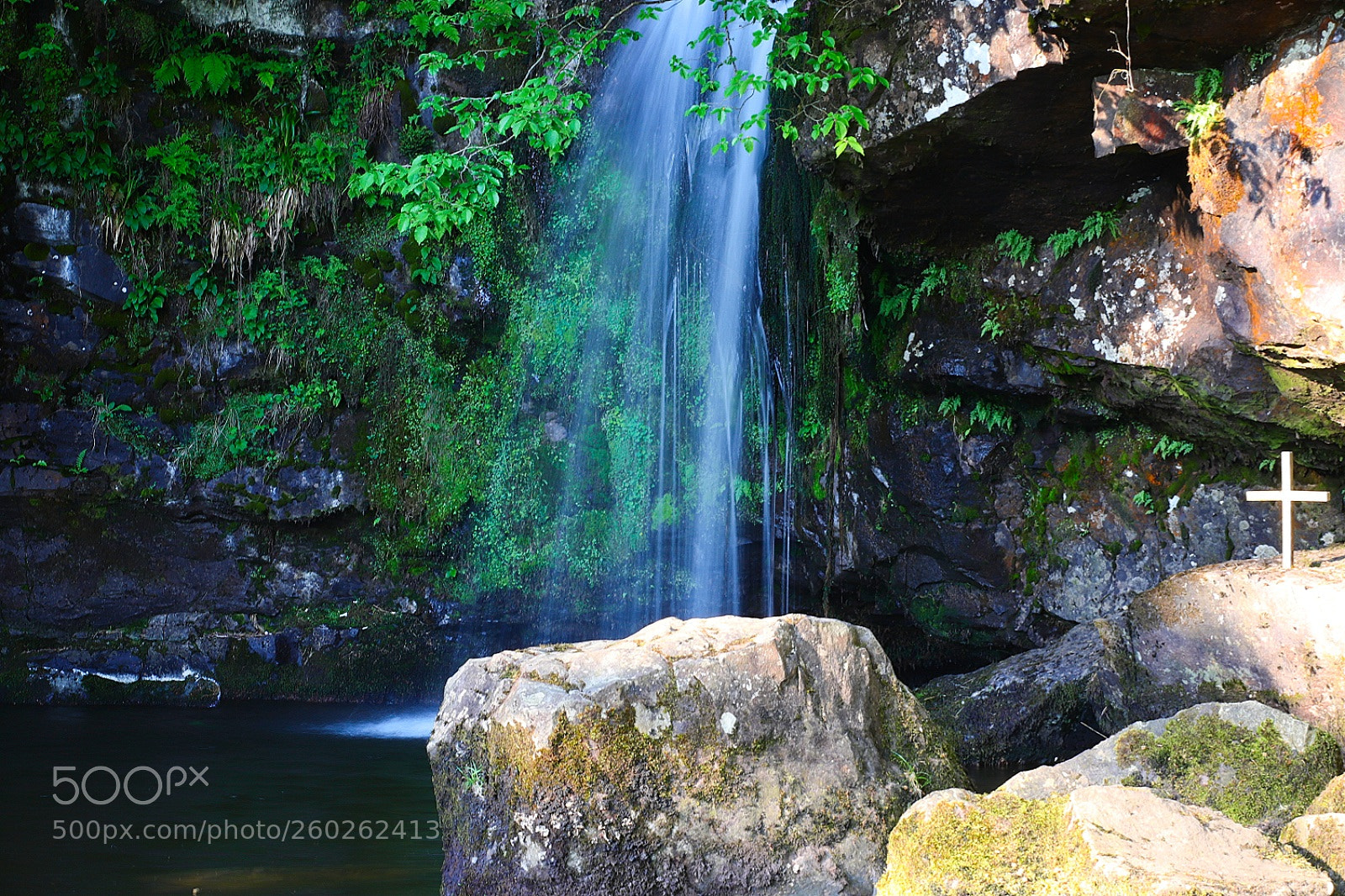 Canon EOS 77D (EOS 9000D / EOS 770D) sample photo. Small waterfall, scotland photography