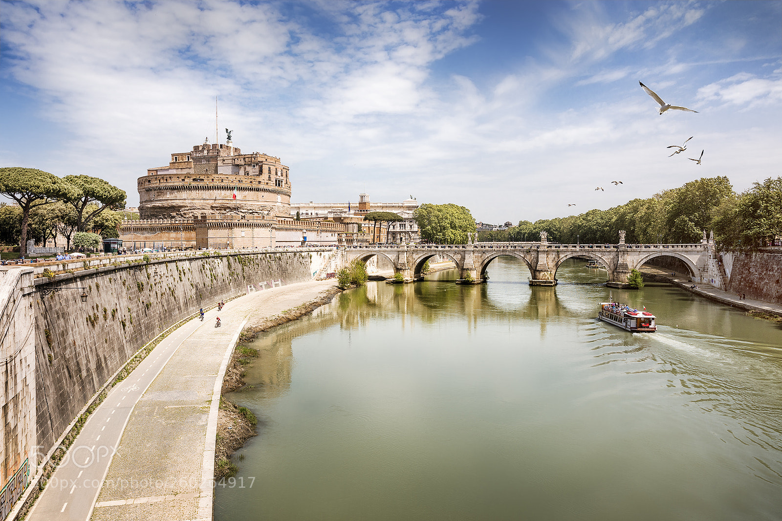 Canon EOS 5DS R sample photo. Along the tiber river photography