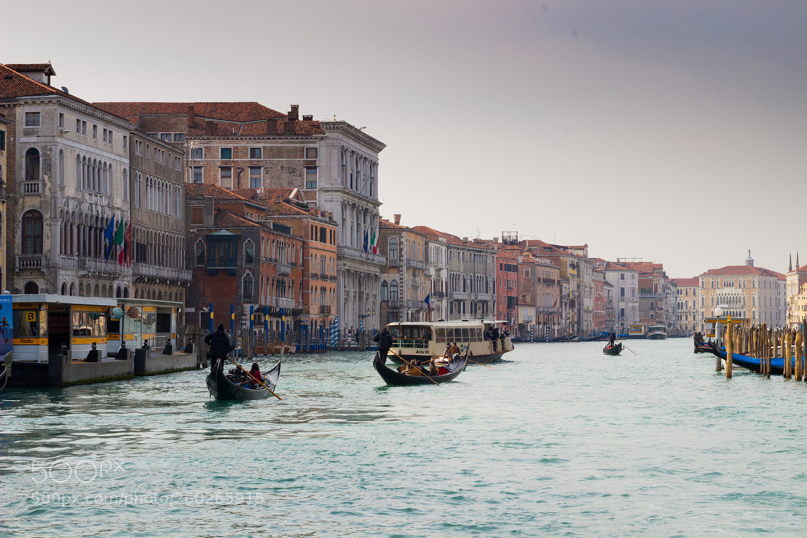 Canon EOS 100D (EOS Rebel SL1 / EOS Kiss X7) sample photo. The grand canal, venice photography