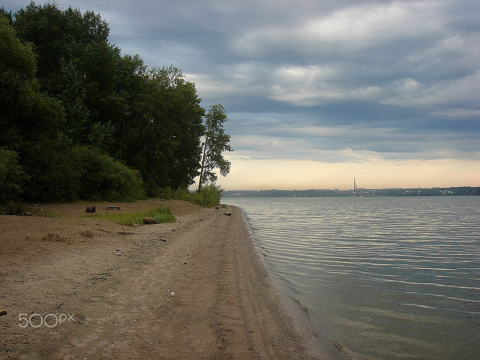 Sony DSC-T7 sample photo. The beach in novosibirsk photography