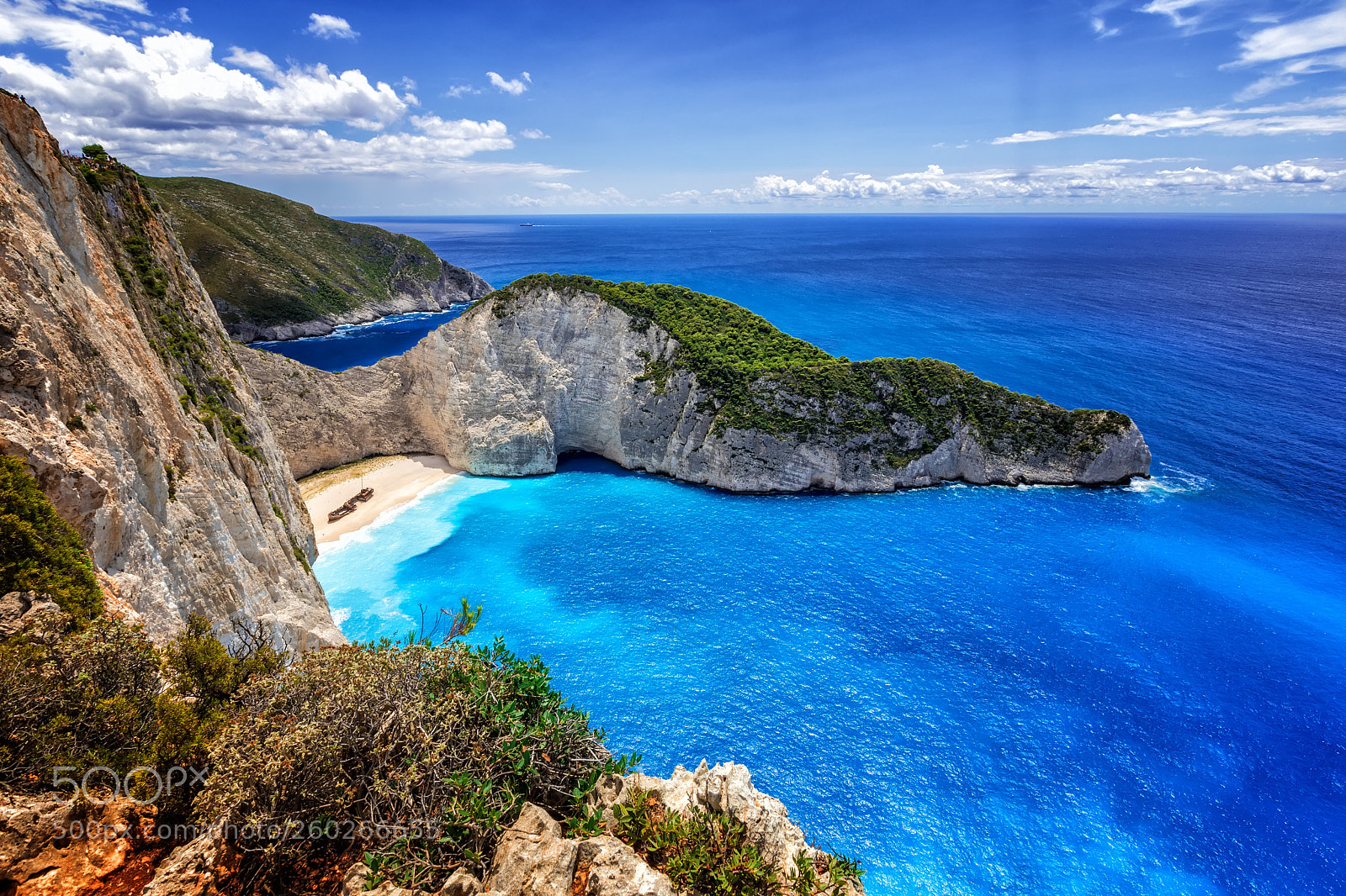 Canon EOS 5D Mark IV sample photo. Navagio shipwreck beach in photography
