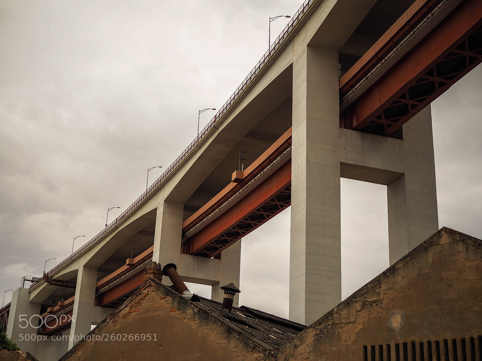 Olympus OM-D E-M10 II sample photo. Ponte 25 de abril, lisboa photography