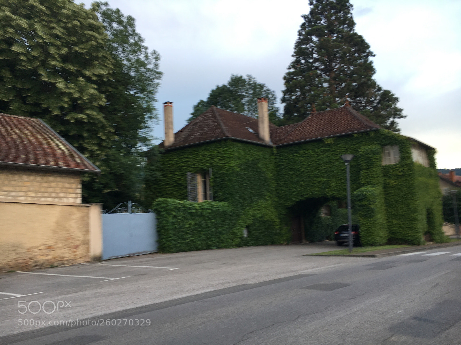 Apple iPhone 6s sample photo. St. amour, the ville photography