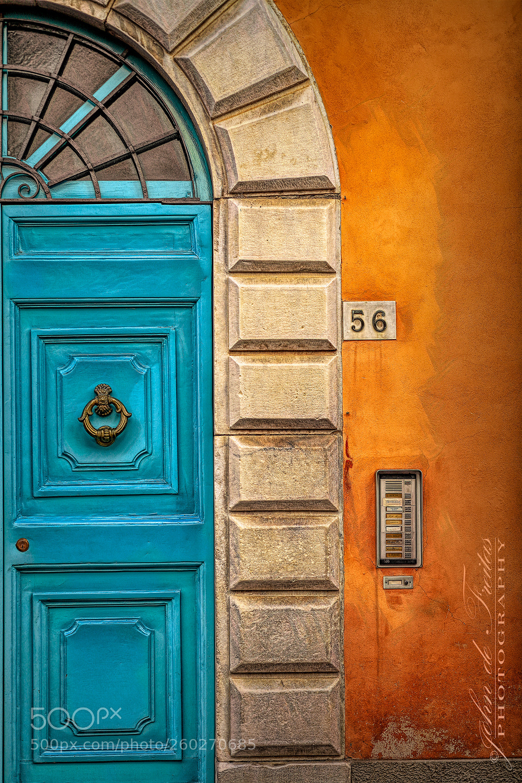 Canon EOS 5D Mark II sample photo. Entrance photography