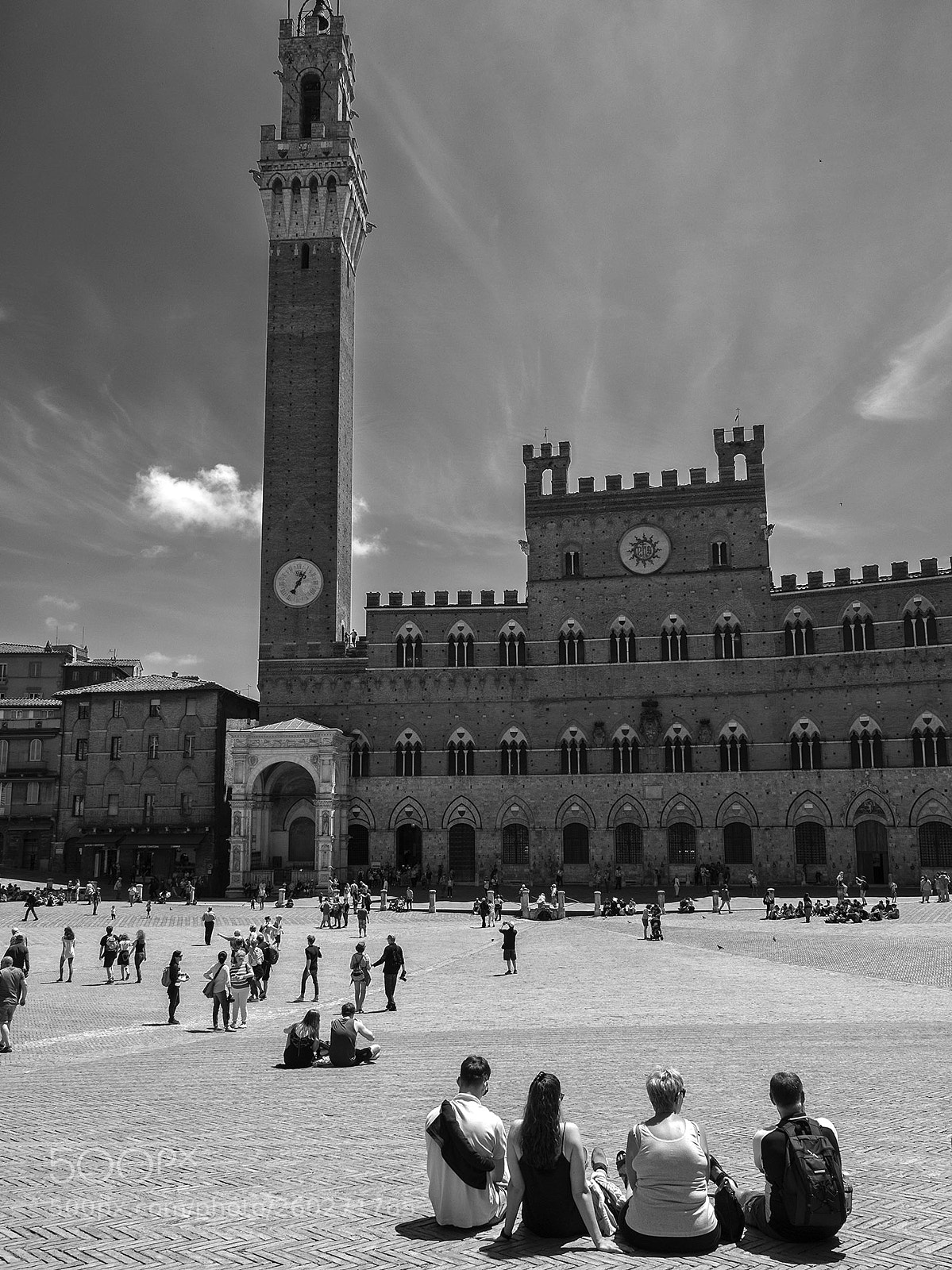 Olympus OM-D E-M1 sample photo. Torre del mangia, piazza photography