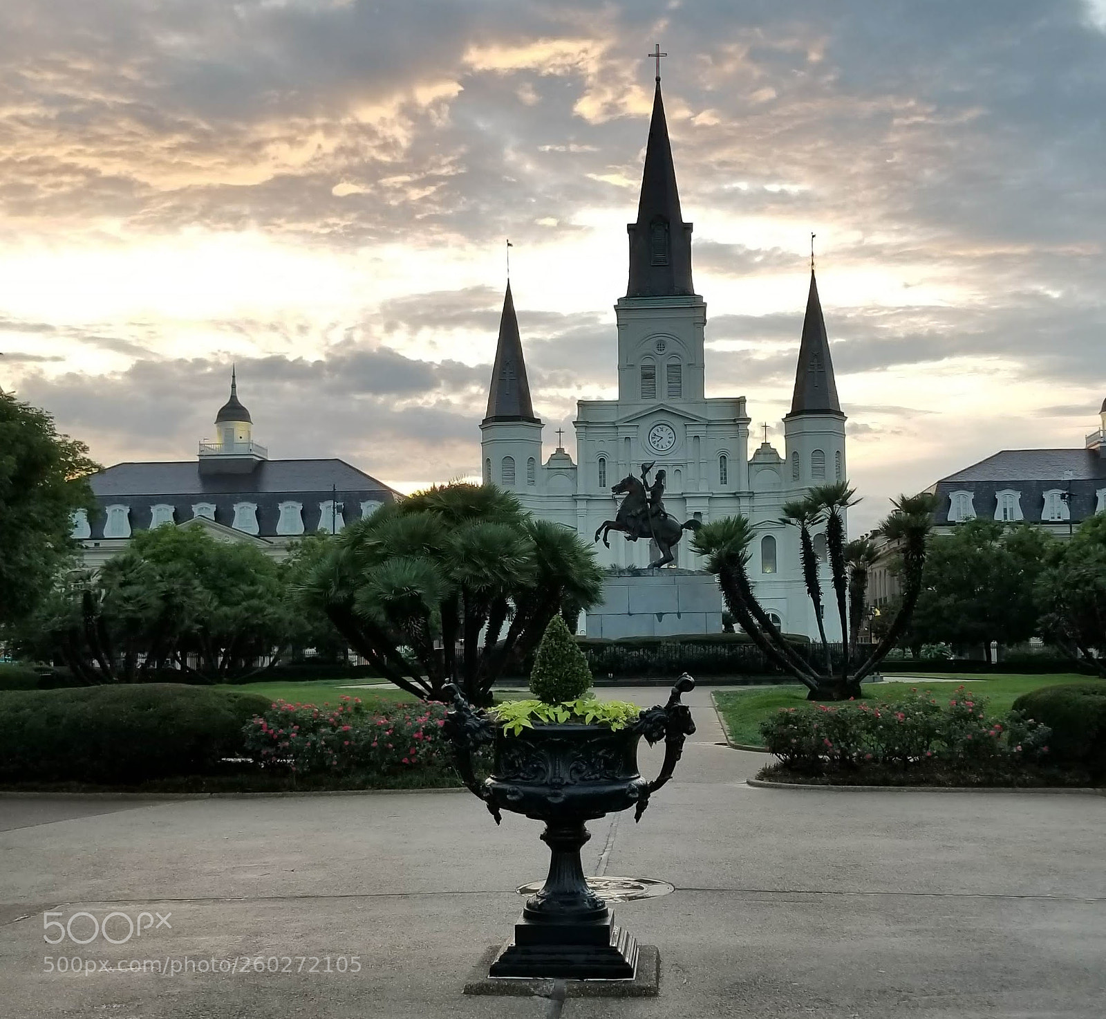 Samsung Galaxy S8 sample photo. Jackson square at dusk photography