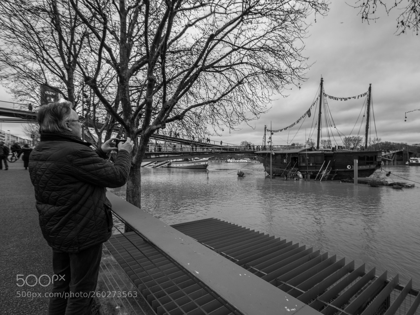 Canon EOS 80D sample photo. Photographing the flooding seine photography