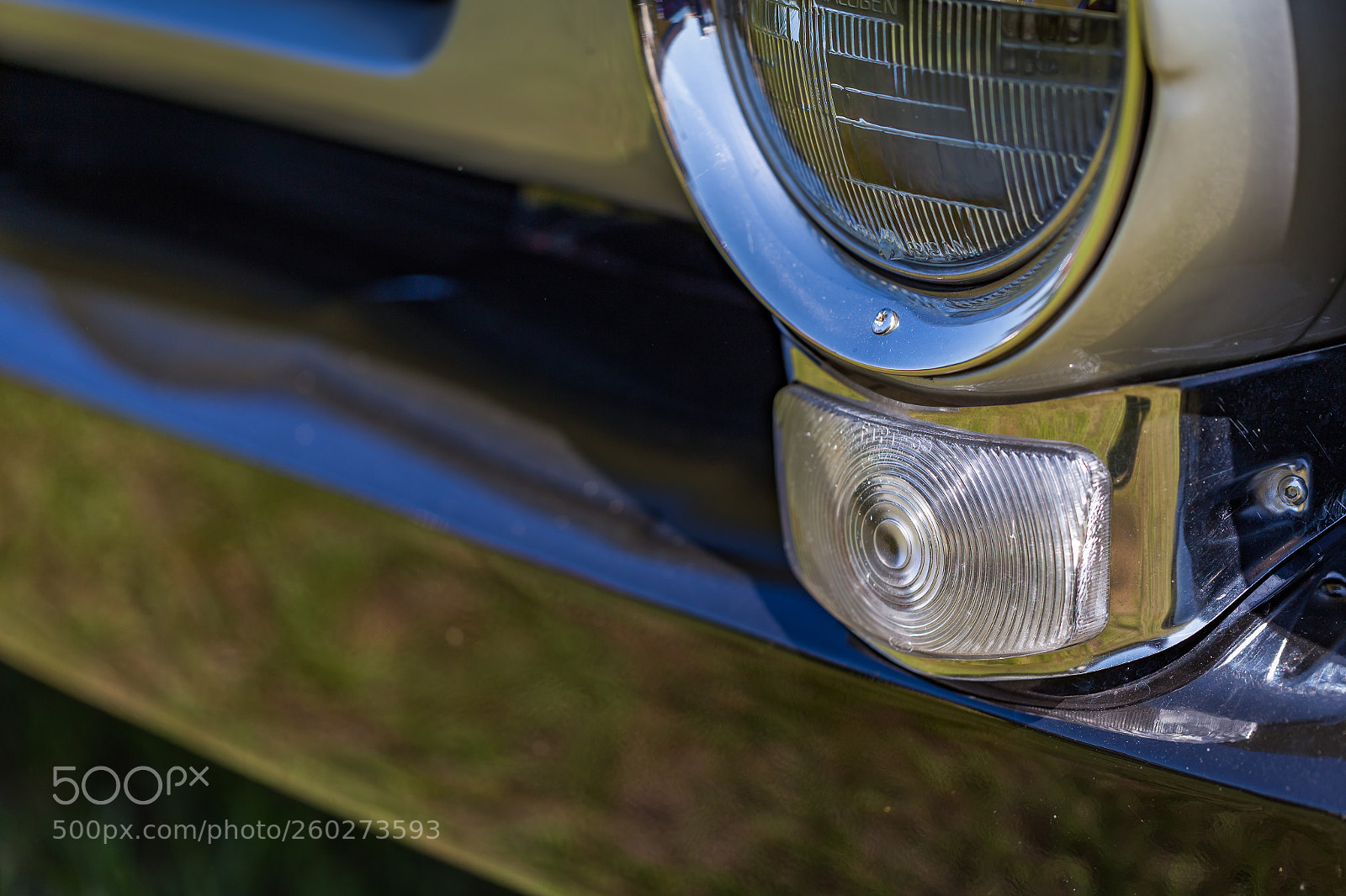 Canon EOS 6D sample photo. Classic vehicle front turn photography