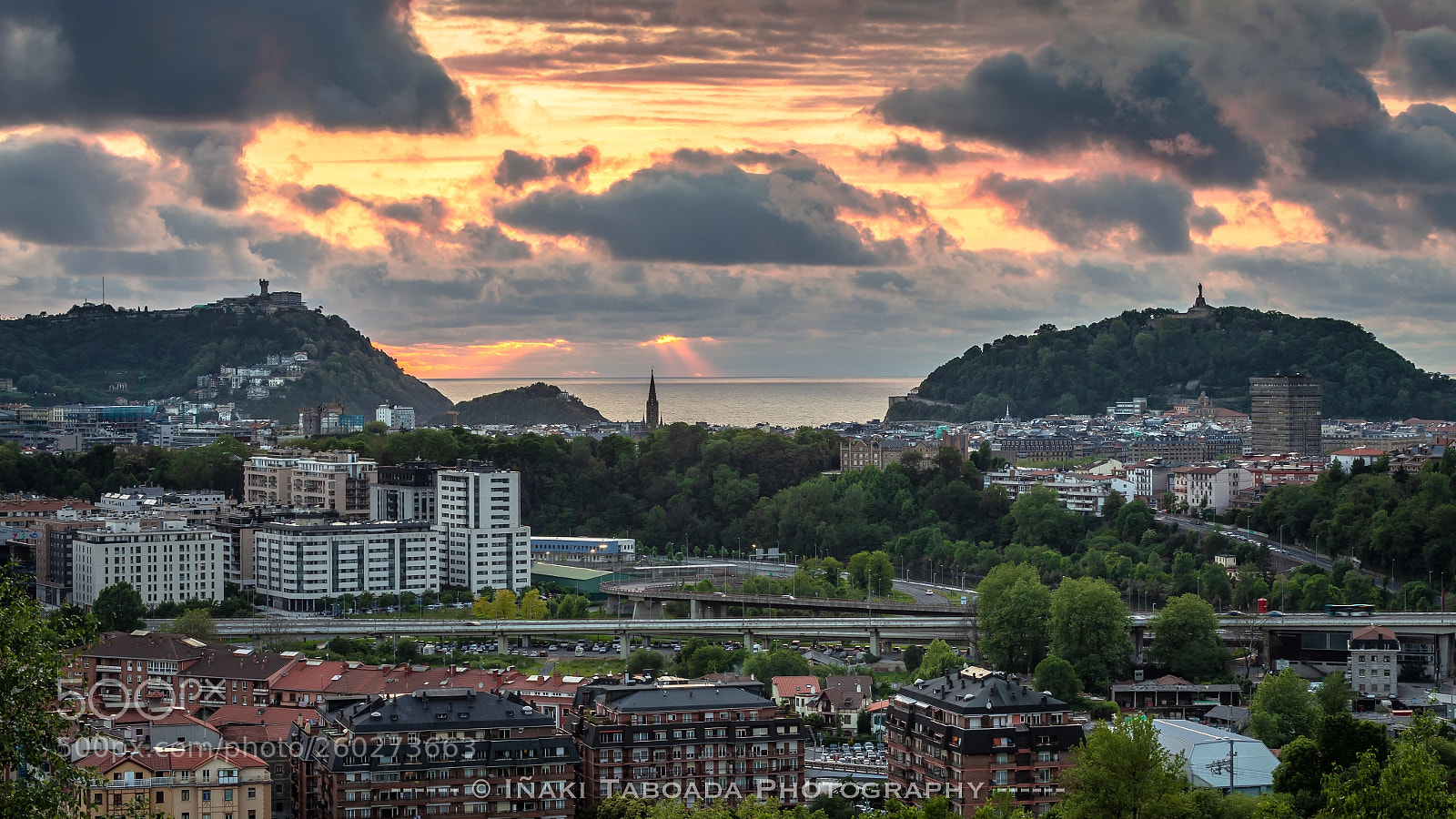 Canon EOS 6D sample photo. My city photography
