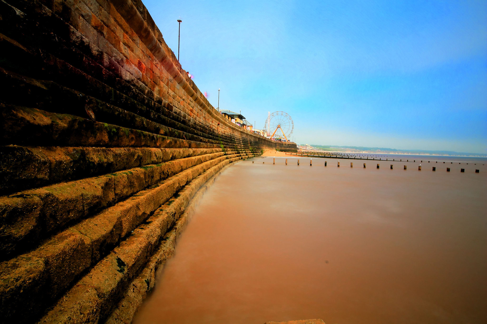 Canon EOS 650D (EOS Rebel T4i / EOS Kiss X6i) + Canon EF-S 10-18mm F4.5–5.6 IS STM sample photo. Bridlington photography