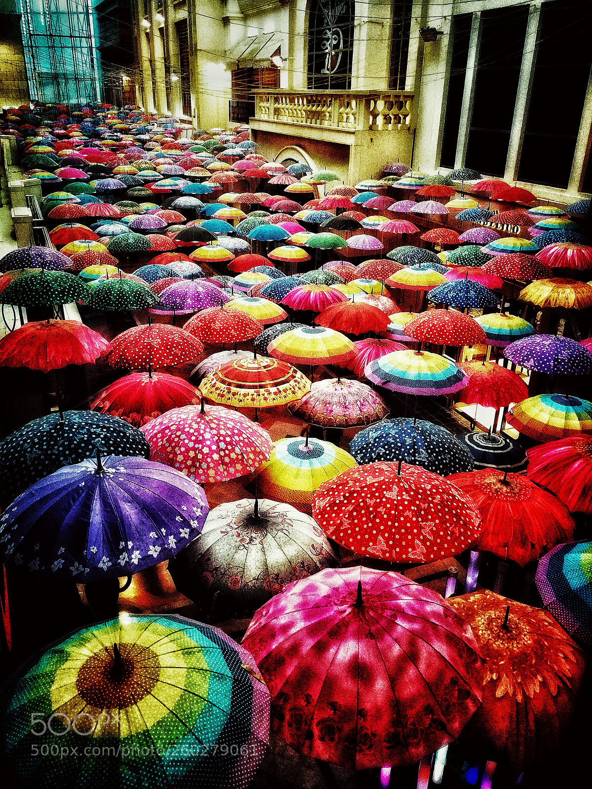 HUAWEI P10 sample photo. Umbrella photography