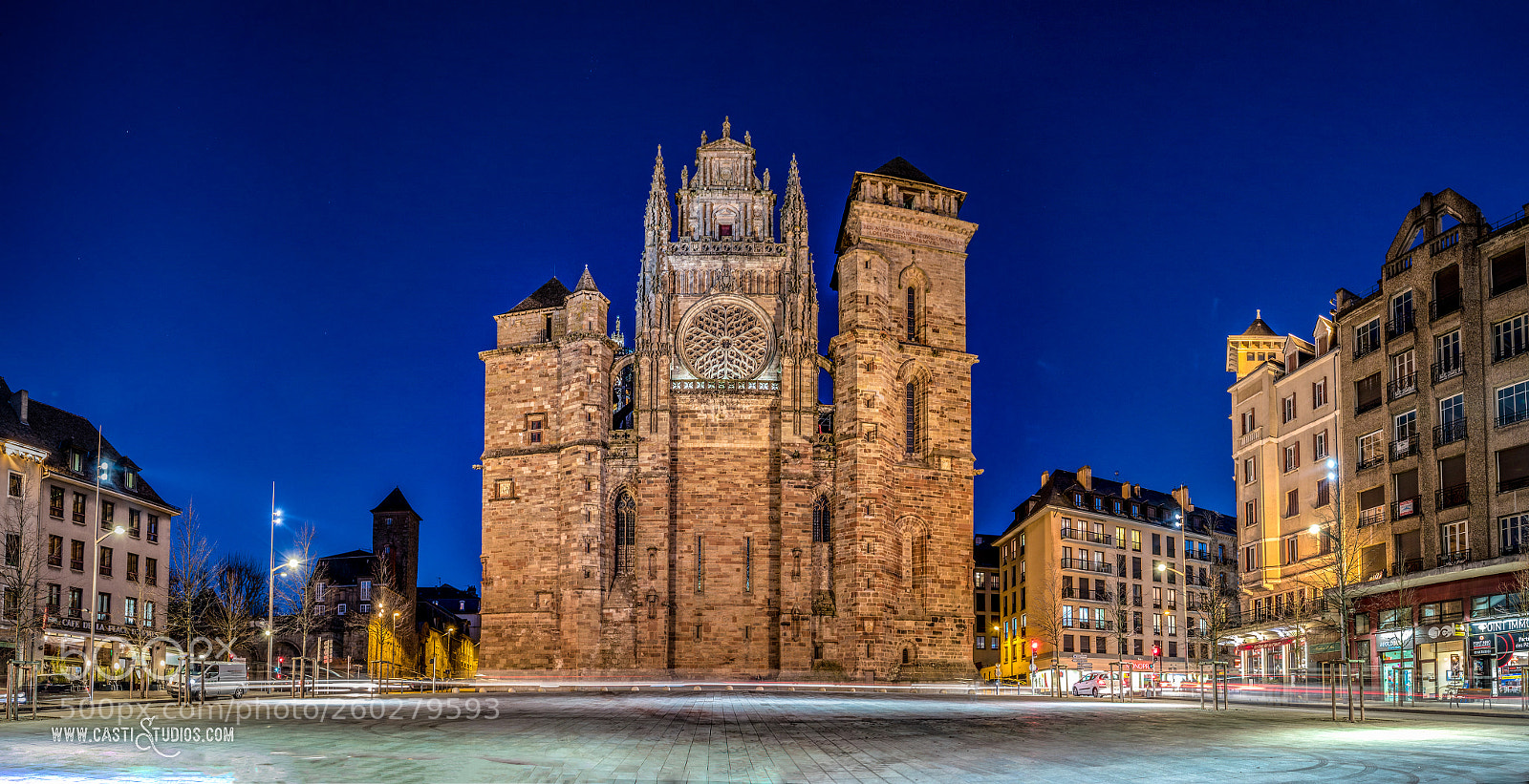 Canon EOS 5D Mark IV sample photo. Cathedral de rodez photography
