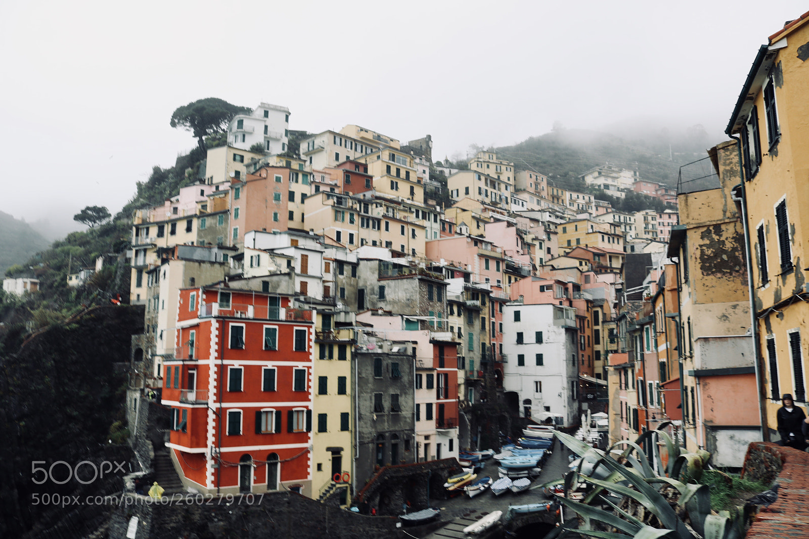 Canon EOS 750D (EOS Rebel T6i / EOS Kiss X8i) sample photo. Cinque terra photography