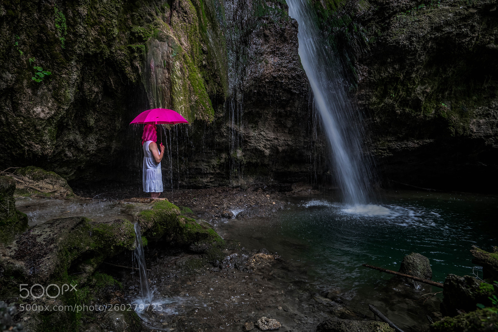 Sony a7R II sample photo. Waiting photography
