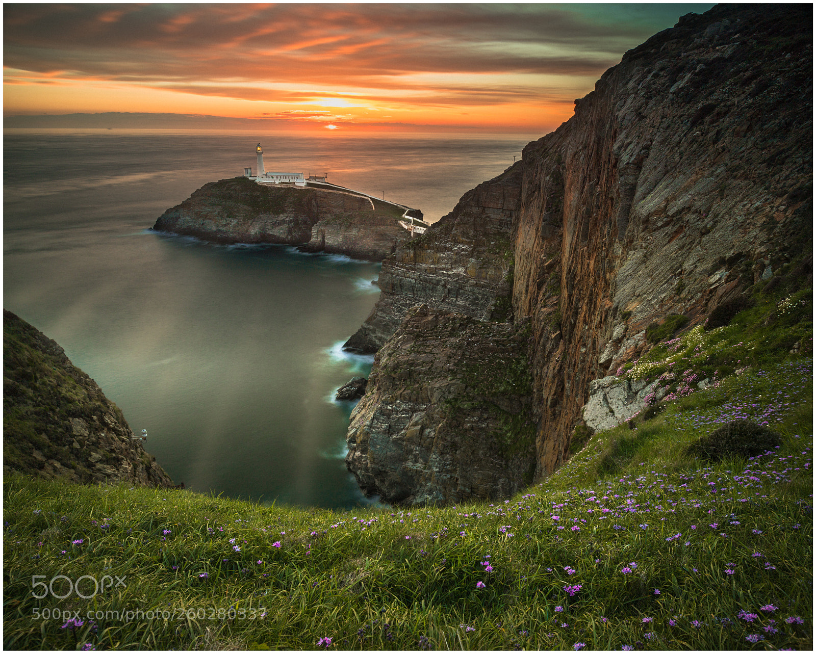 Canon EOS 6D Mark II sample photo. South stack lighthouse photography