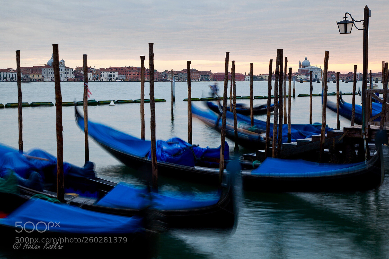 Canon EOS 5D Mark II sample photo. Gondolas  photography
