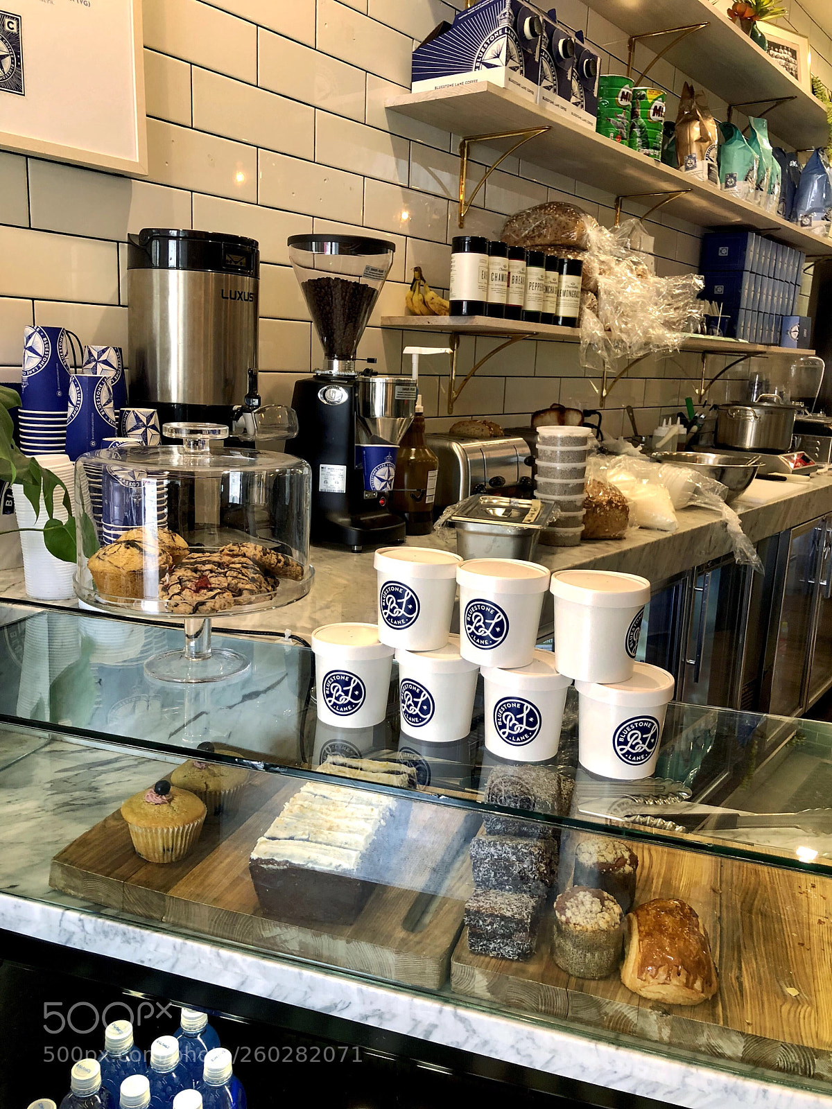 Apple iPhone X sample photo. Coffee shop photography