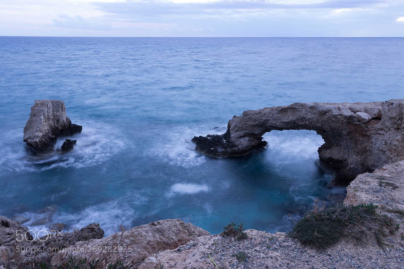 Canon EOS 600D (Rebel EOS T3i / EOS Kiss X5) sample photo. Love bridge photography