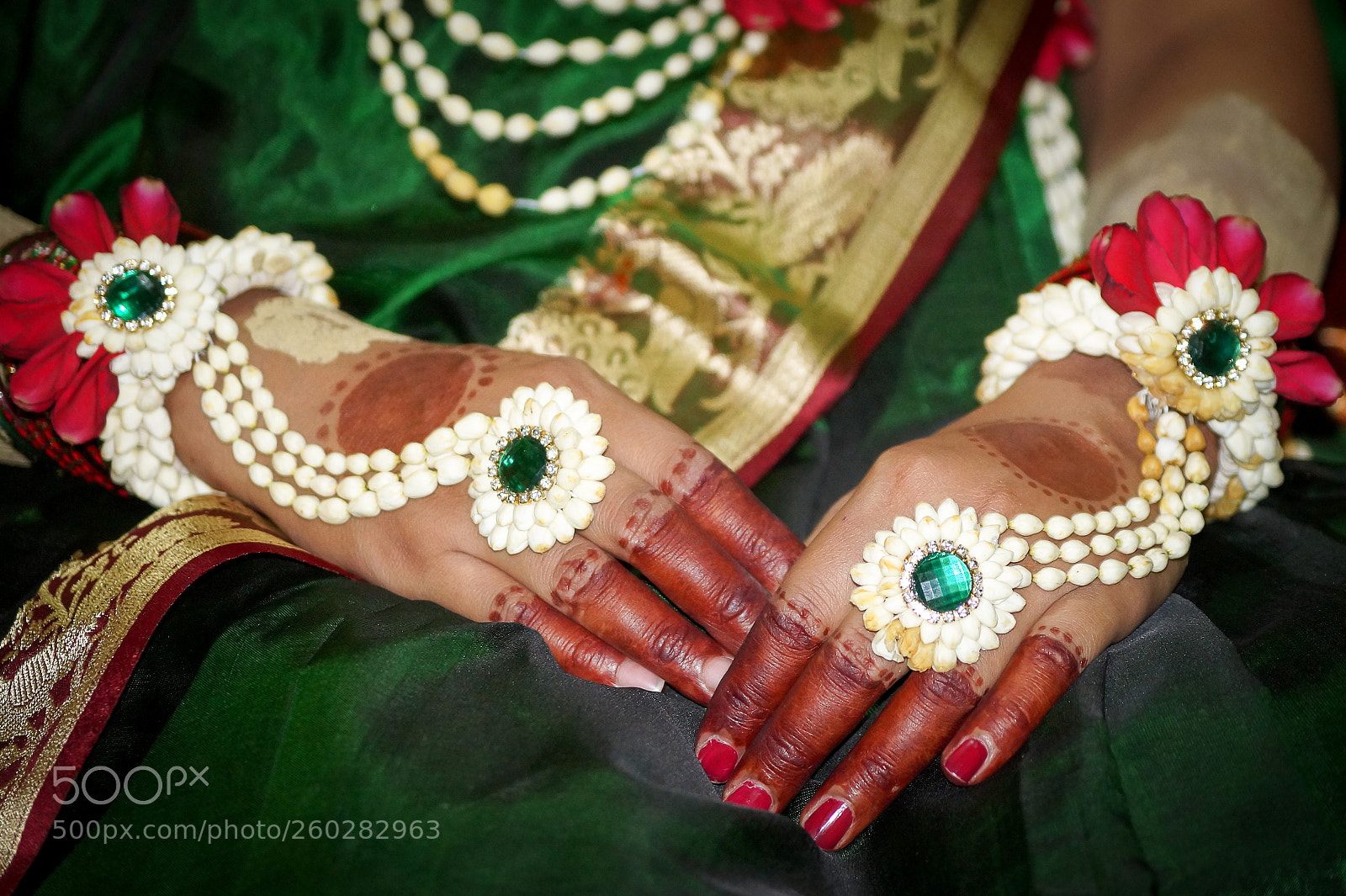 Sony SLT-A58 sample photo. Beautiful hands photography