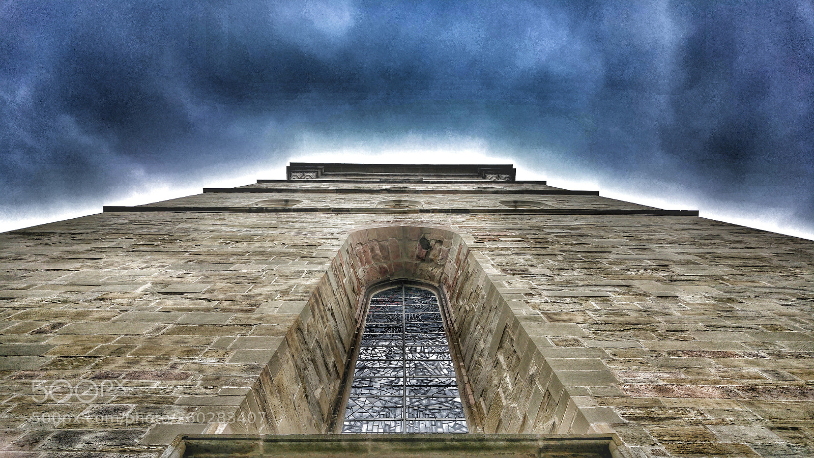 LG G4 sample photo. Under the church photography
