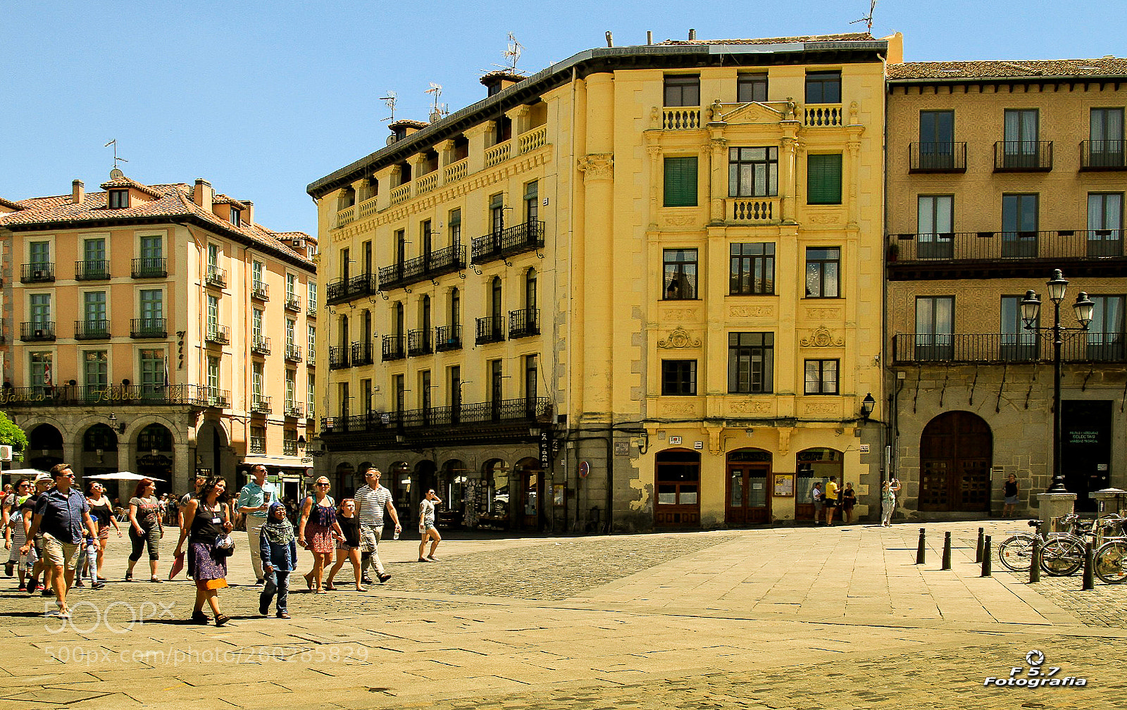 Canon EOS 7D sample photo. Plaza mayor 3 photography