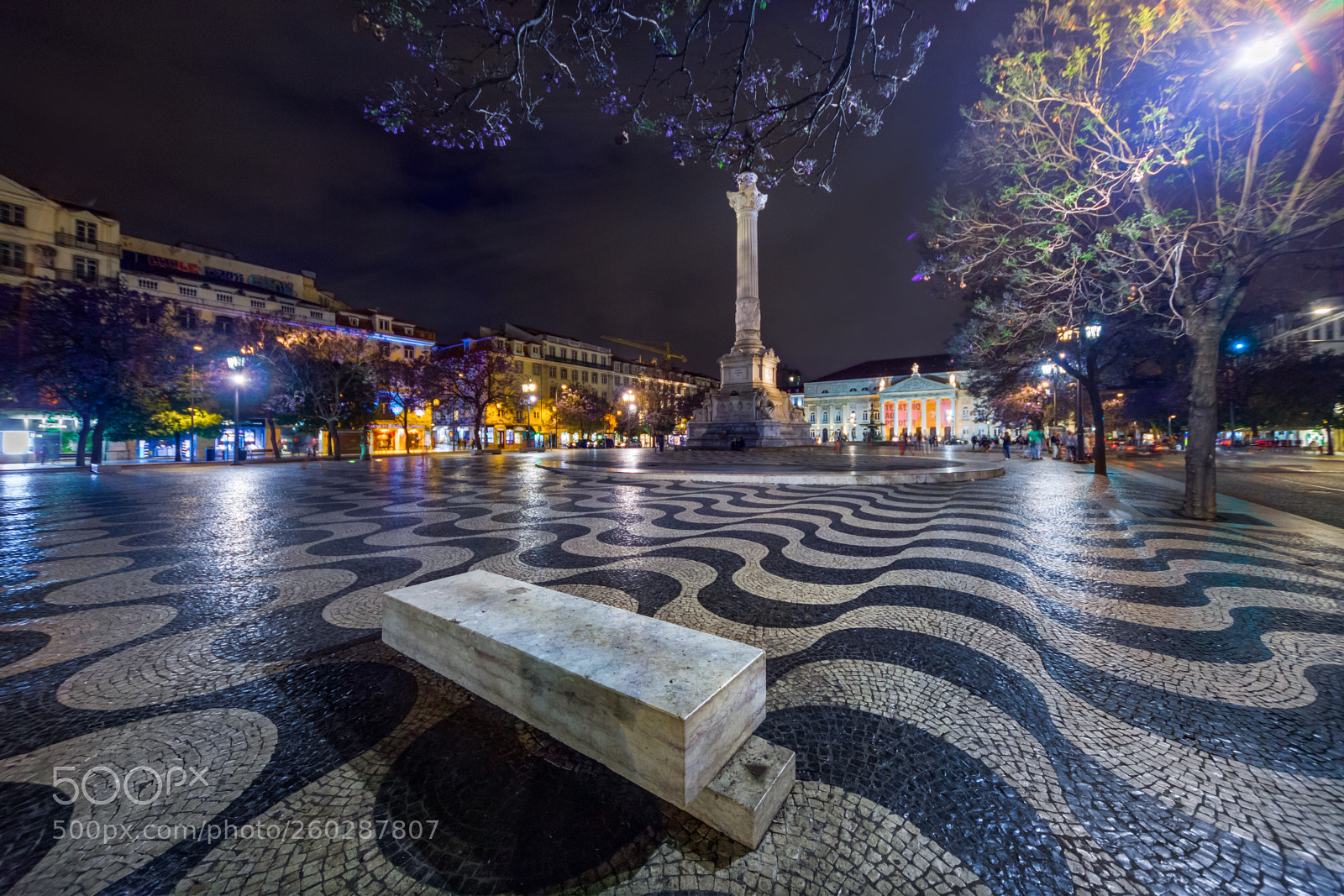 Canon EOS 5D Mark II sample photo. The rossio in a photography