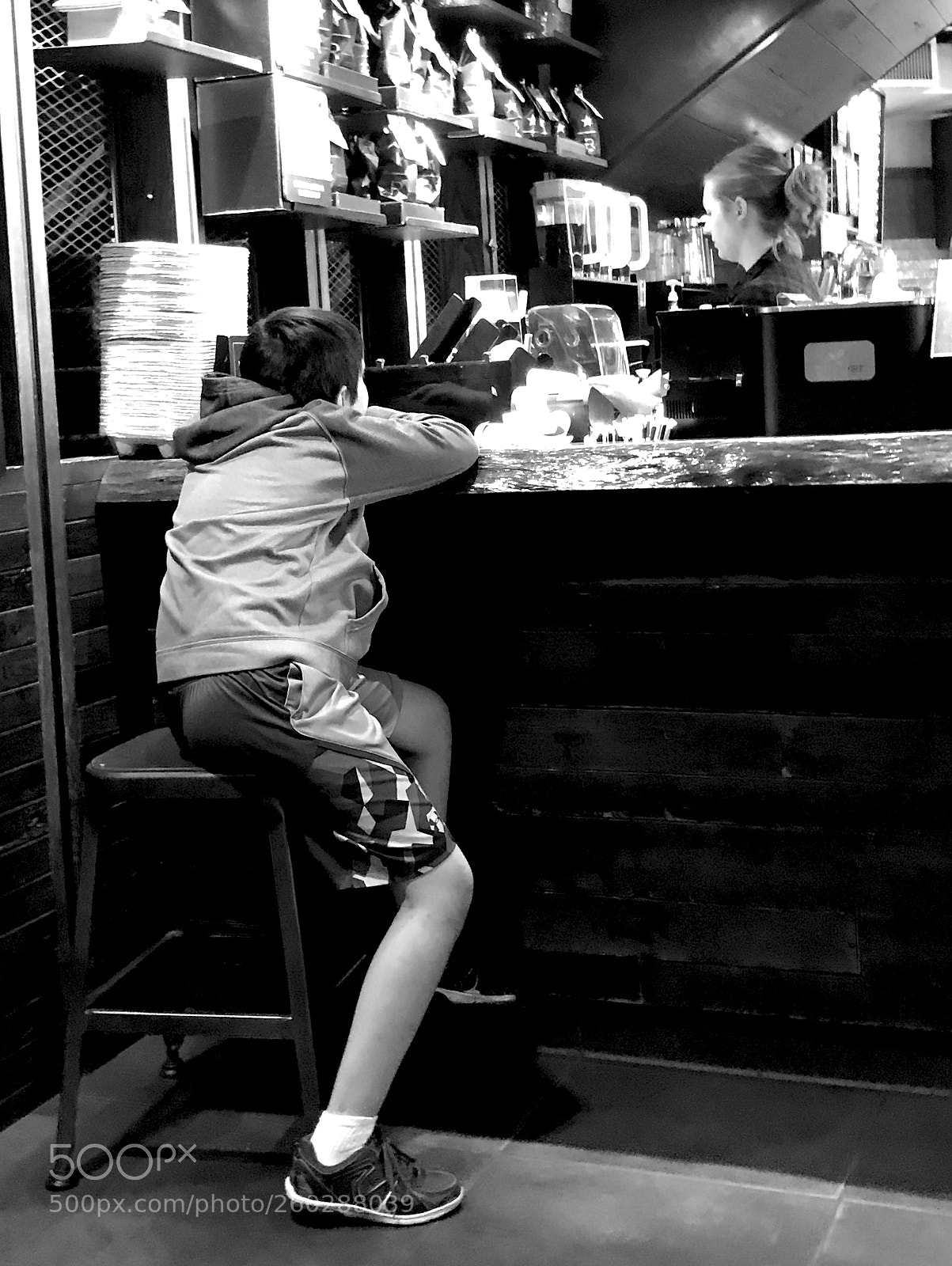 Apple iPhone 7 Plus sample photo. Young boy waiting for photography