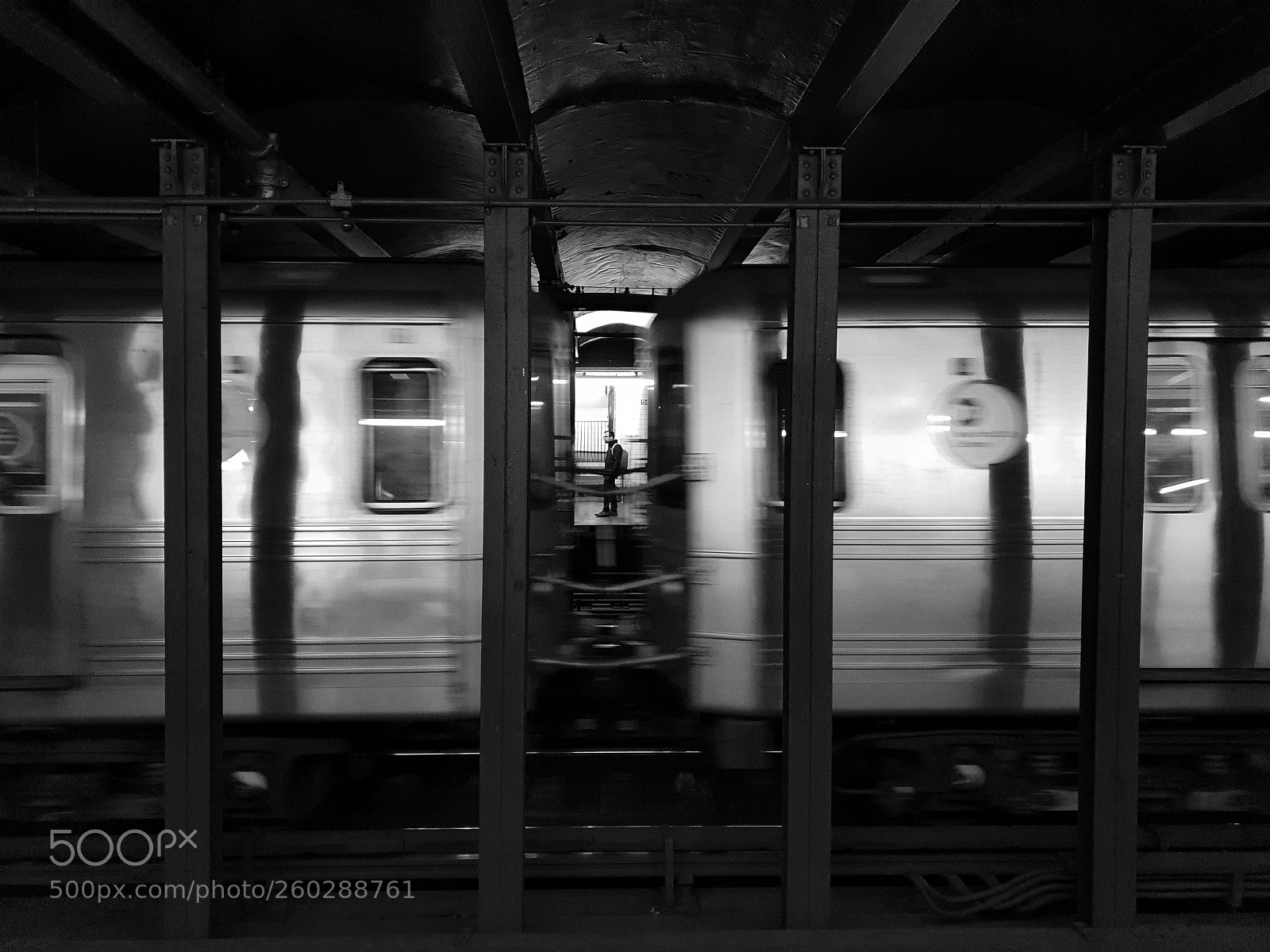 Samsung Galaxy S9 sample photo. Subway photography