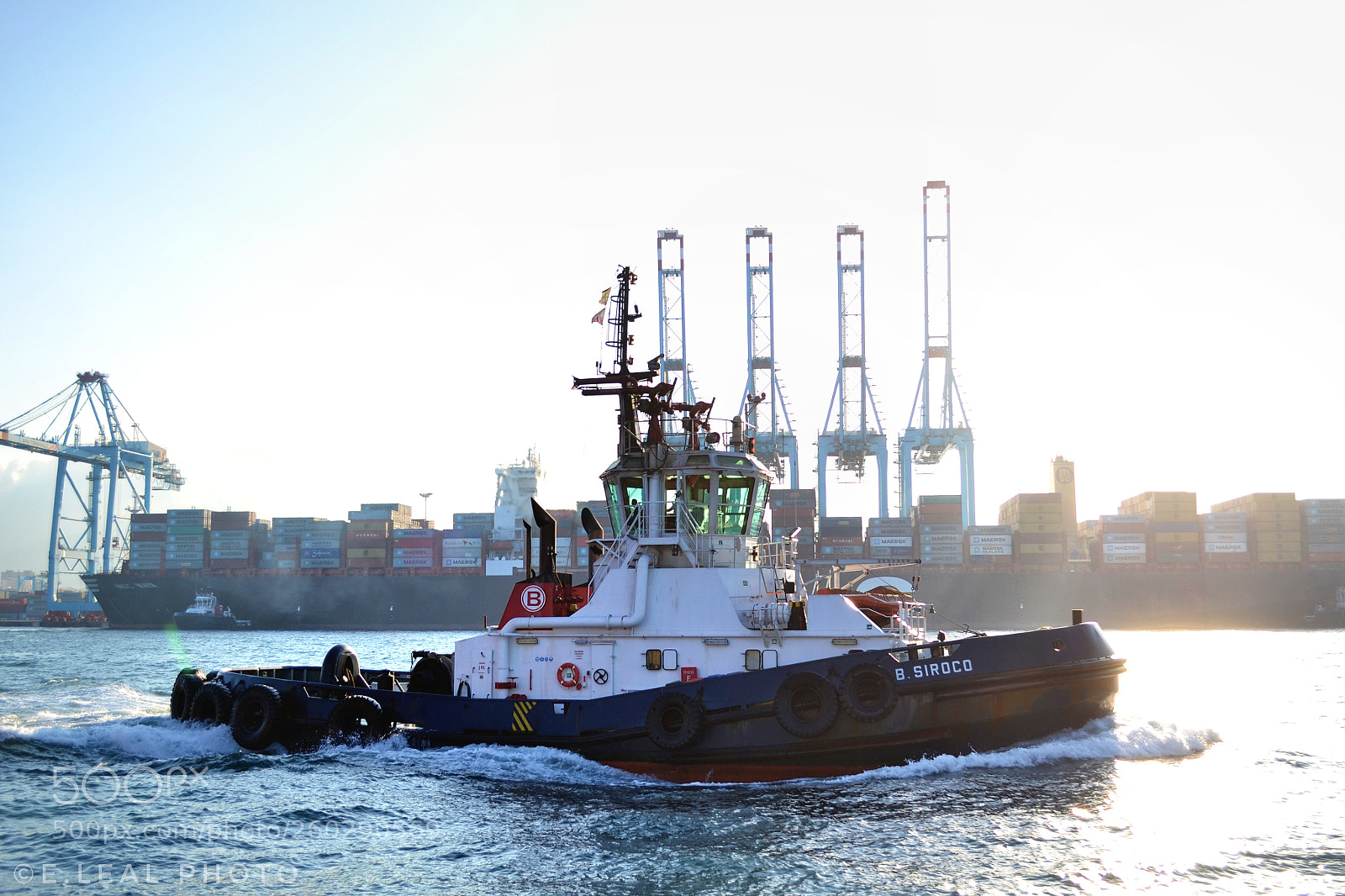 Nikon D3100 sample photo. Vb siroco. algeciras port photography
