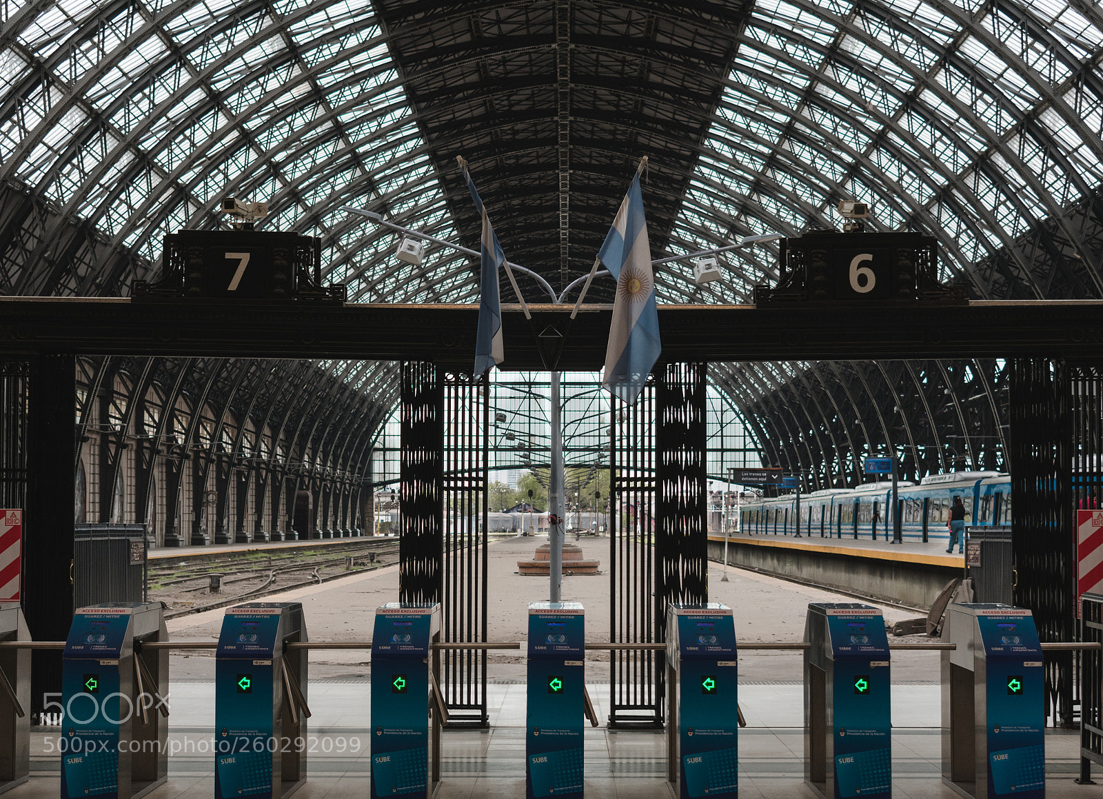 Nikon D3400 sample photo. Estacion retiro photography