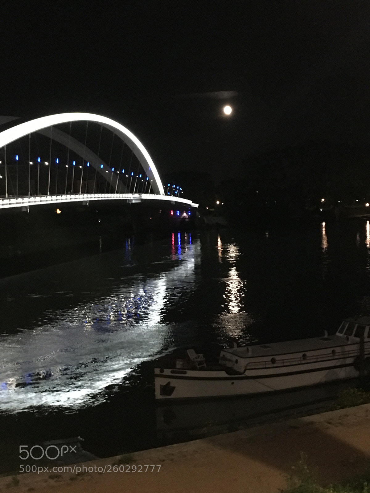 Apple iPhone 6s sample photo. The bridge over rhone photography