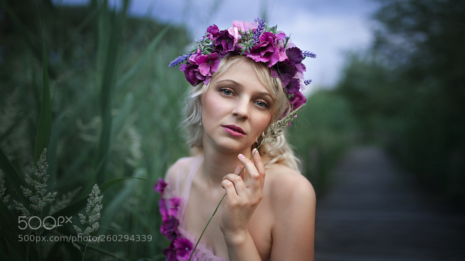 Canon EOS 5D Mark II sample photo. Vika photography