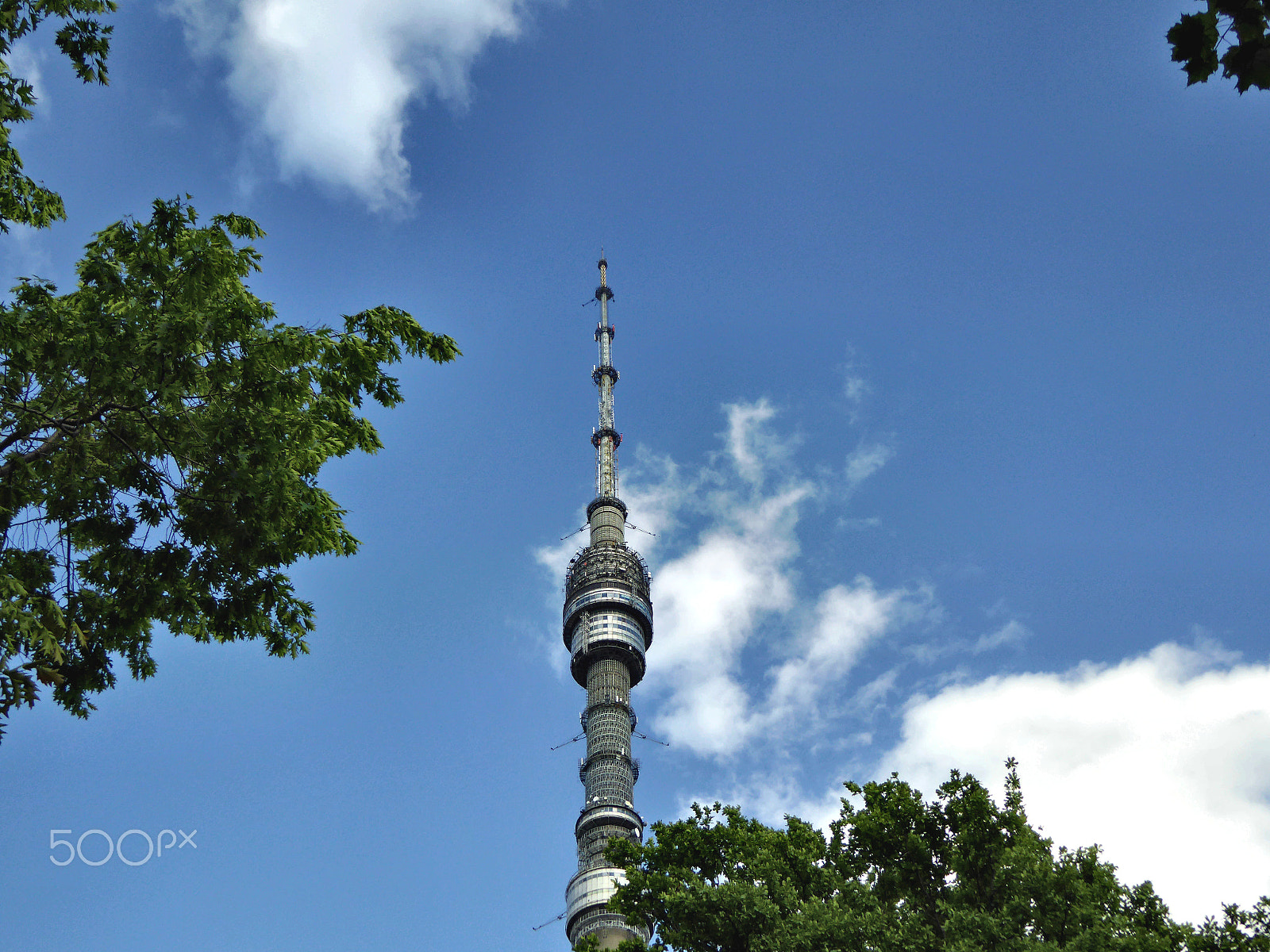 Panasonic Lumix DMC-ZS40 (Lumix DMC-TZ60) sample photo. View of the ostankino tv tower in moscow photography