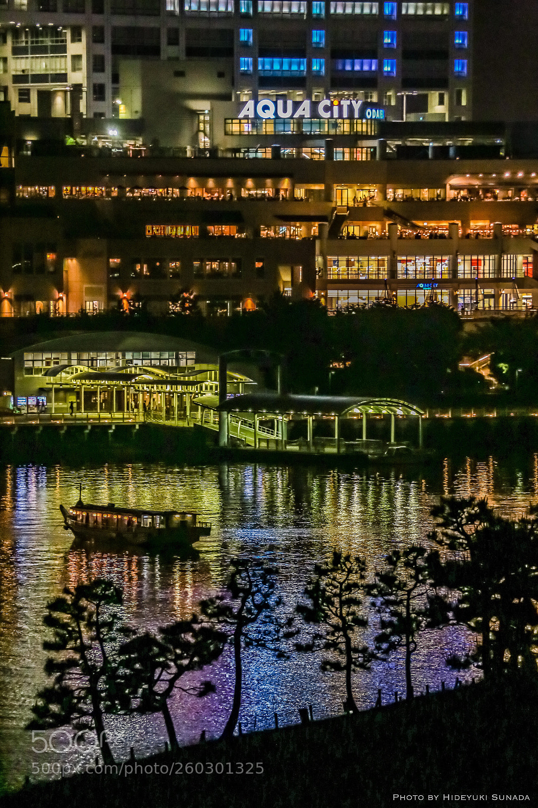 Canon EOS 6D sample photo. Color of reflection
 photography
