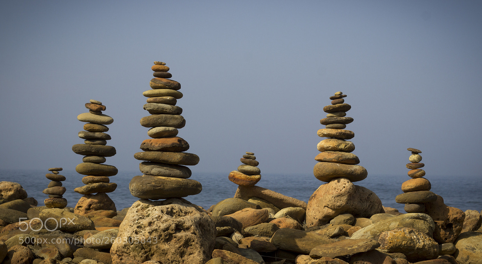 Canon EOS 600D (Rebel EOS T3i / EOS Kiss X5) sample photo. Balancing stones - horden photography