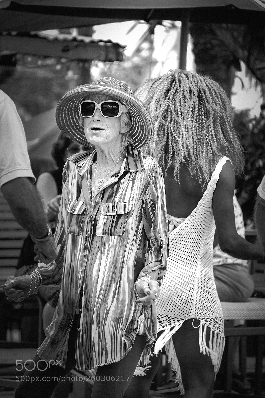 Sony a6000 sample photo. Music has no age photography